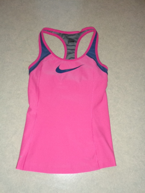 Urheilutoppi Nike XS