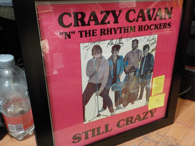 CRAZY CAVAN N THE RHYTHM ROCKERS LP NIMMAREILLA