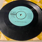 THE HOOTENANNY TRIO: Esplanadi * Halitulijallaa * FIN 1965 - pikkukuva 2
