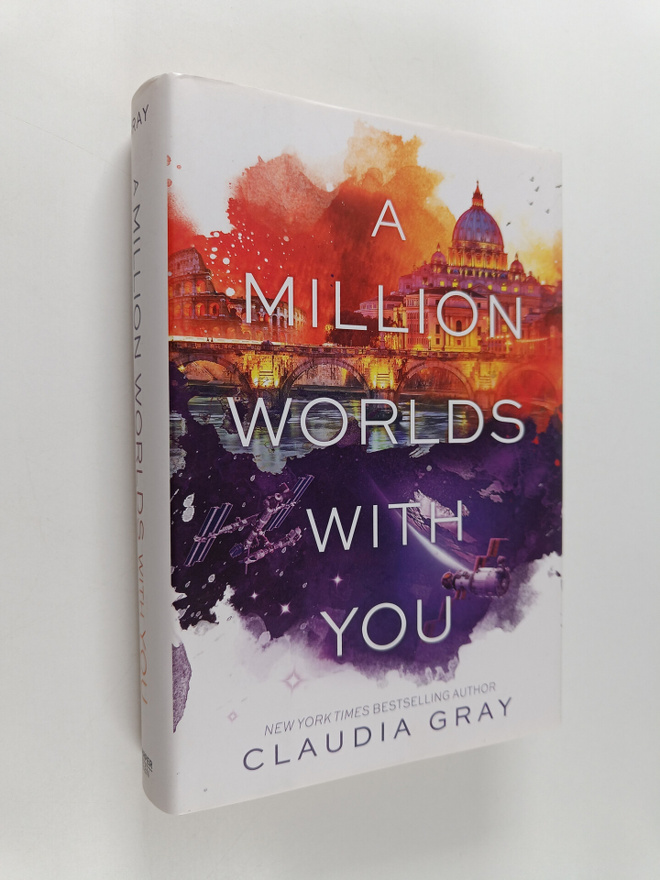 Claudia Gray : A million worlds with you : a Firebird novel