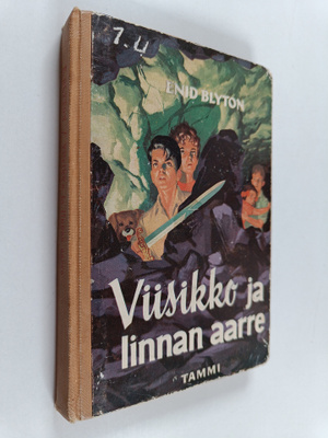 Enid Blyton : Viisikko ja linnan aarre