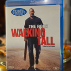 Walking tall - pikkukuva 1