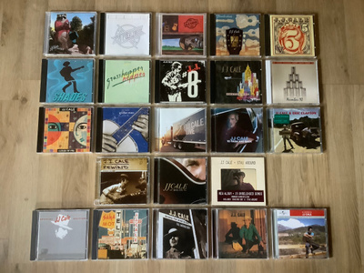 J.J.Cale : 23 x CD -levyt