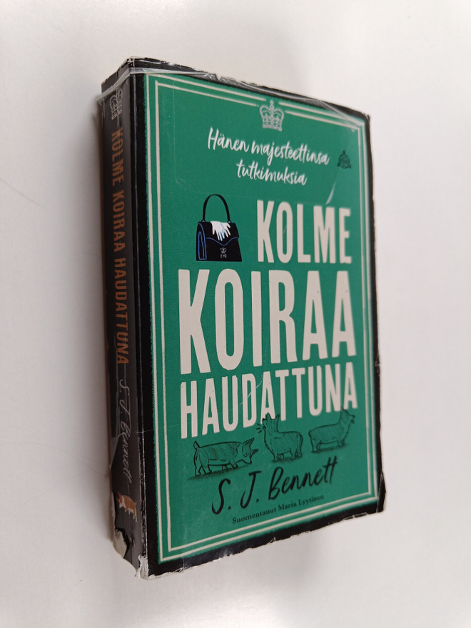S. J. Bennett : Kolme koiraa haudattuna