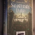 Charmian Hussey : Salaisuuksien laakso ( 1.p. 2005 k.po ) - pikkukuva 1