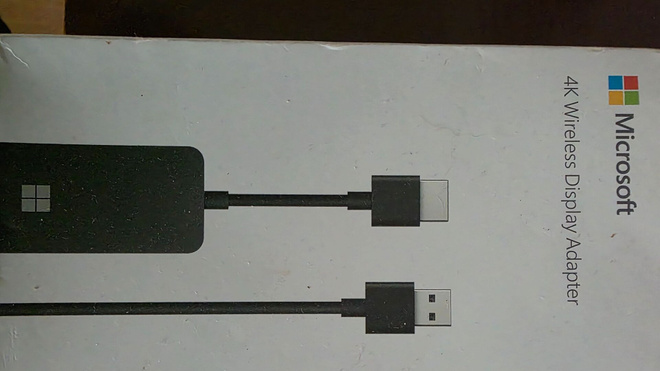 Microsoftin 4K langaton Wireless Display Adapter -sovitin