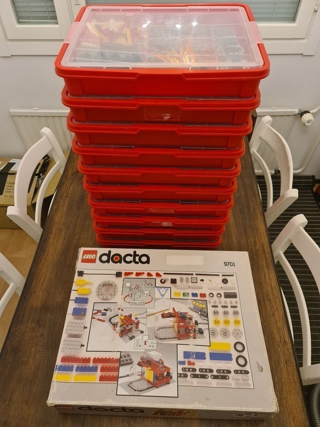 LEGO # DACTA # N.15Kg lajiteltuina rasioissa