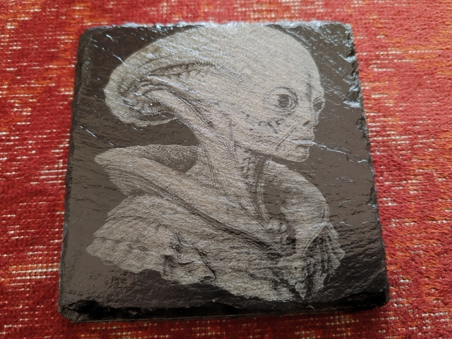 Mukinlalunen Alien Luonnonkivi
