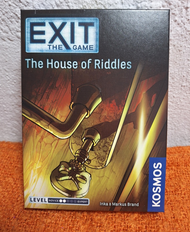 EXIT game pakohuonepeli The House of Riddles