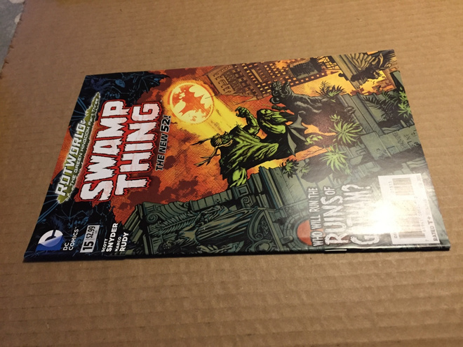 DC SWAMP THING 15/2013 HYVÄ