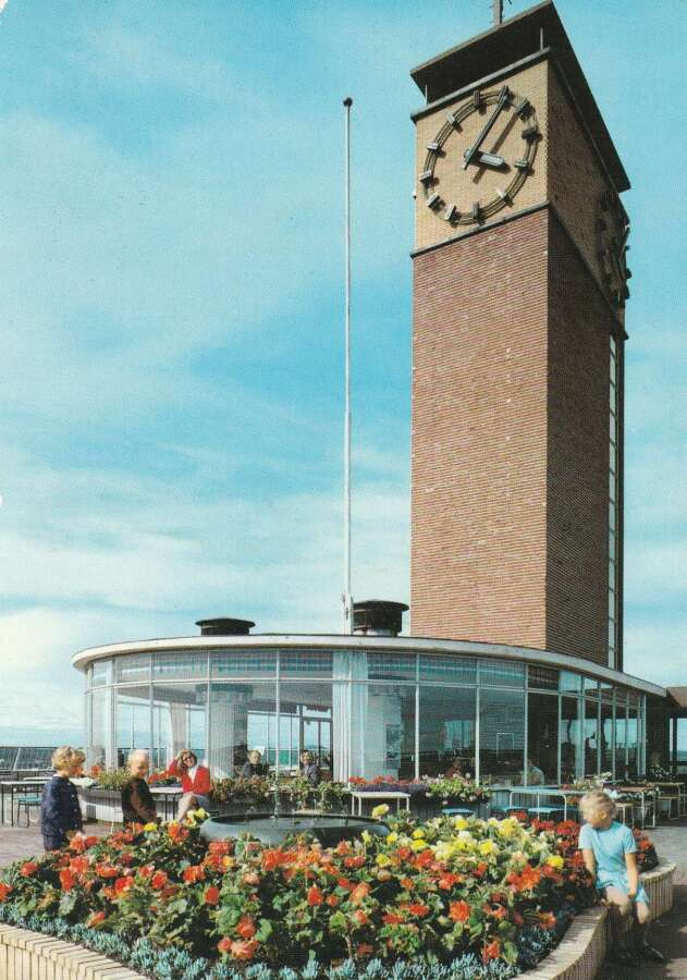 JYVÄSKYLÄ - VESILINNAN NÄKÖALAKAHVILA