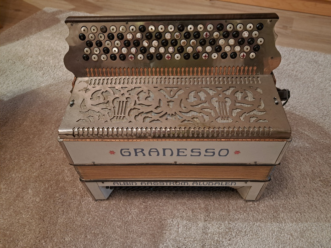 Granesso -harmonikka Albin Hagström
