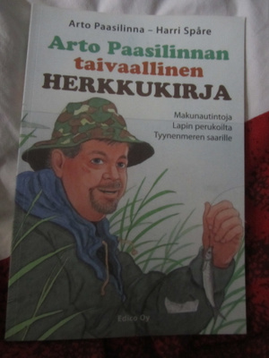 Arto Paasilinnan taivaallinen herkkukirja