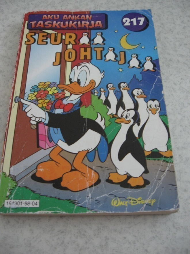 AKU ANKKA: SEURAA JOHTAJAA 217