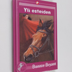 Bonnie Bryant : Yli esteiden - pikkukuva 1