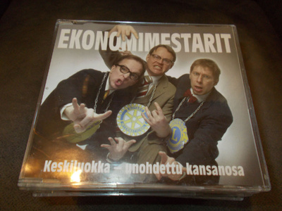 CDM EKONOMIAMESTARIT ** KESKILUOKKA- UNOHDETTU KANSANOSA **