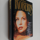 Nora Roberts : Rakkauden kuu - pikkukuva 1