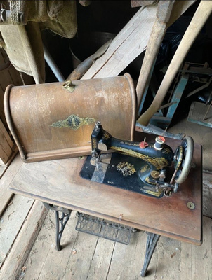 Singer 28 K