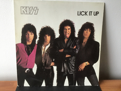 KISS: Lick It Up Lp levy
