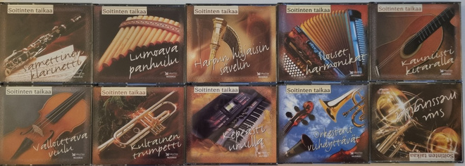 10 KPL SOITINTEN TAIKAA CD-BOKSEJA  10X3 CD  (VALITUT PALAT)