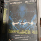 Kirurgin silpoja ja ruohonleikkaajamiehen paluu vhs - pikkukuva 3