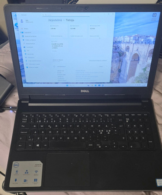 Dell vostro 15, i5-7200, 12Gb, 250Gb ssd, win11.