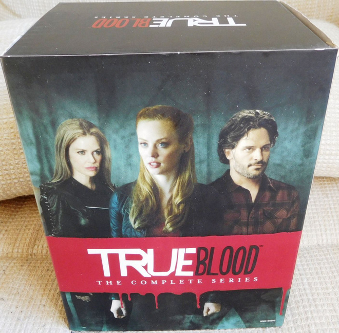 True Blood boksi [33x Blu-ray] * Kaikki kaudet! *