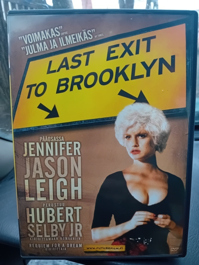 DVD Last Exit to Brooklyn ( SIS POSTIKULU  )