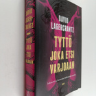 David Lagercrantz : Tyttö joka etsi varjoaan - pikkukuva 1