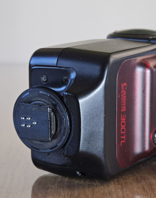 == Canon Speedlite 300TL