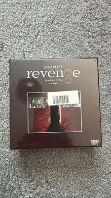 REVENGE BOXI KAIKKI TUOTANTOKAUDET 1-4 DVD (UUSI/MUOVEISSA)