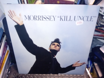 LP Morrissey : Kill Uncle ( SIS POSTIKULU )