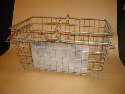 Vanha OSTOSKORI metallia