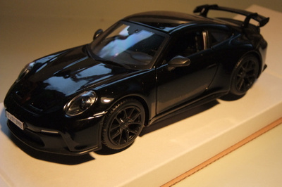 Porsche 911 GT3 -21 1:24 ALE!