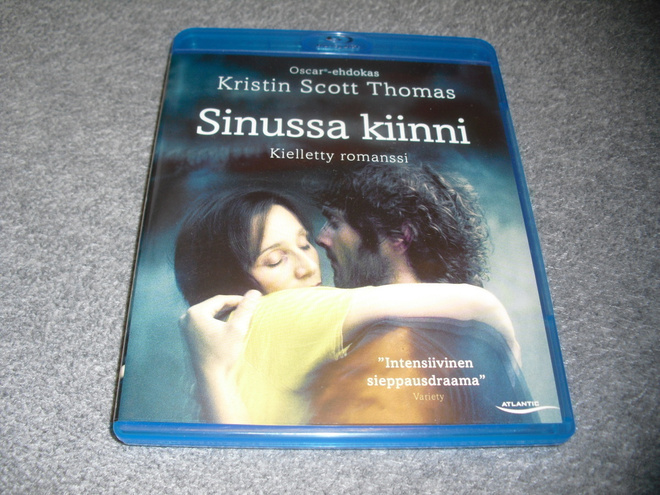 SINUSSA KIINNI (Kristin Scott Thomas) BD, FI-julkaisu***