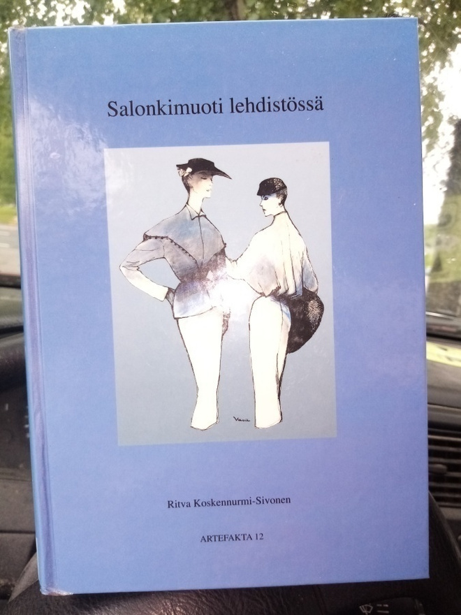 KOSKENNURMI-SIVONEN :  SALONKIMUOTI LEHDISTÖSSÄ