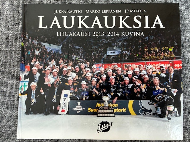 Laukauksia - SM-liiga kuvina 2013-14