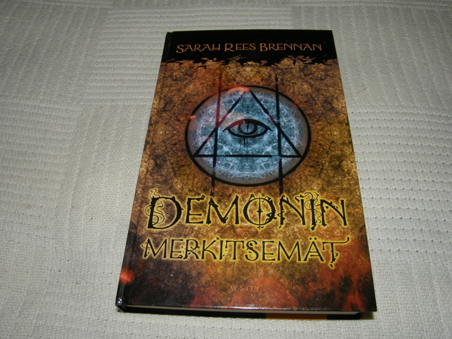Sarah Rees Brennan Demonin merkitsemät  -sid