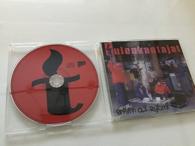 Tulenkantajat / ensin oli rytmi CDS single