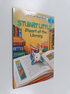 Susan Hiller : Stuart Little : Stuart at the Library