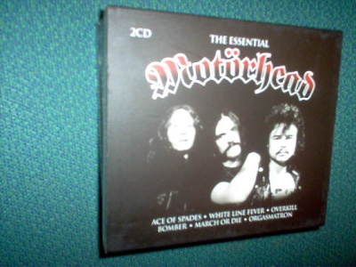 2CD : Motörhead : The Essential Motörhead (Sis.postikulut)