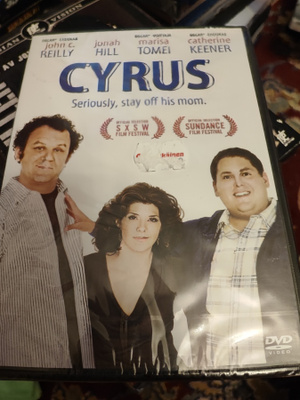Cyrus UUSI