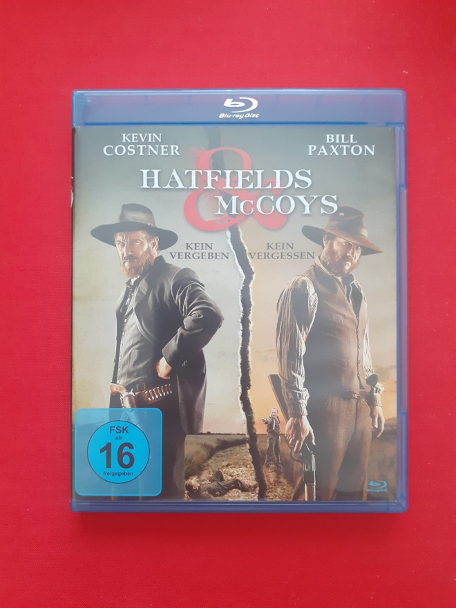 Hatfields & McCoys BLU-RAY