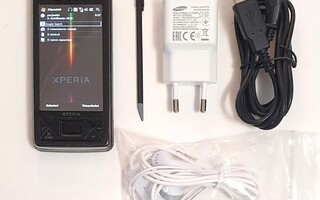 Xperia X1 toimintahäiriötä,  tarvikkeineen