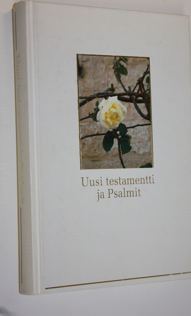 Toimi (valokuvat) Hälvä : Uusi testamentti ja Psalmit