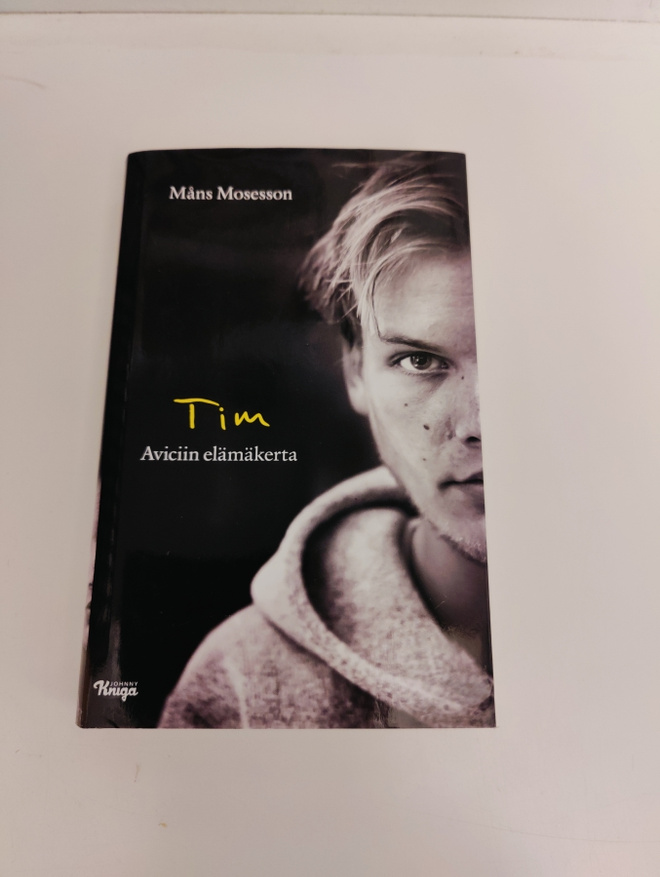 Måns Mosesson; Tim - Aviciin elämäkerta
