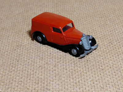Mercedes-Benz	170V	Pakettiauto	1936	punainen 1:87	Praline