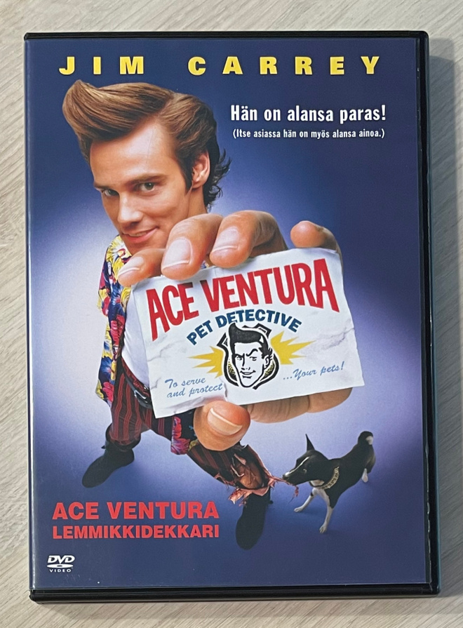 Ace Ventura - Lemmikkidekkari (1994) Jim Carrey