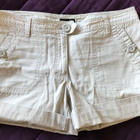 * H&M beigen/hiekan väriset SHORTSIT * koko 42 * - pikkukuva 1