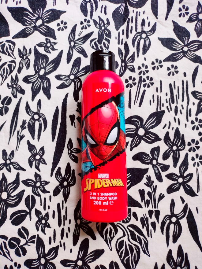 ~Avon Spiderman 2in1 shampoo-vartalonpesu~